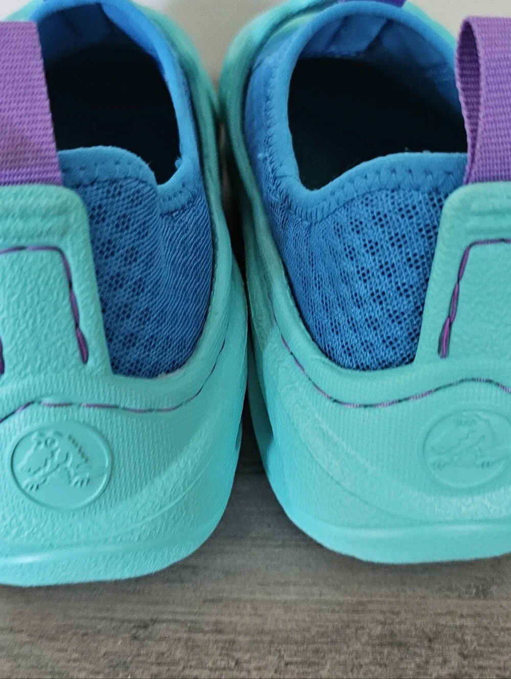 CROCS Kids Swiftwater Splash Water Shoe Size J 3